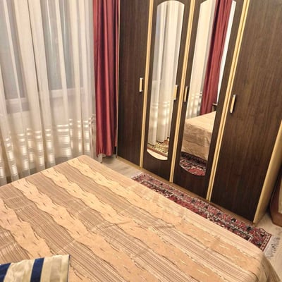 Location d’un appartement confortable de 3 pièces, 75 m², Piața Gorjului, Bucarest, Roumanie